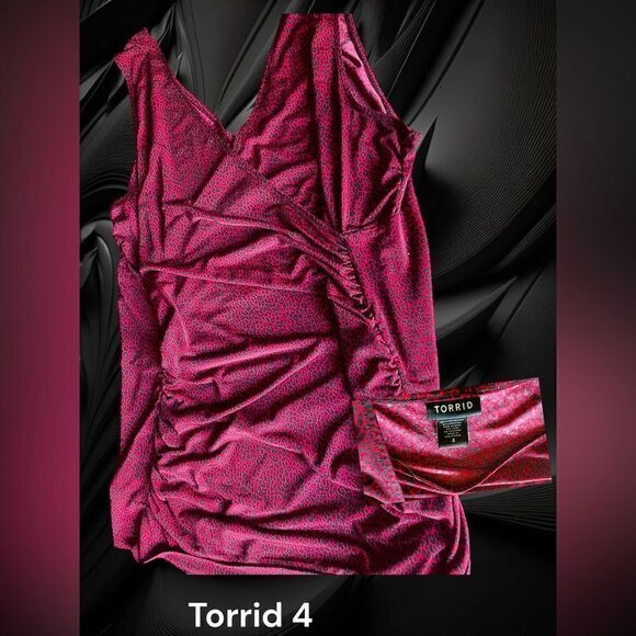 TORRID 4 l Red & Black l Animal Print l Cinched waist l Sleeveless l Blouse Top - Picture 5 of 8